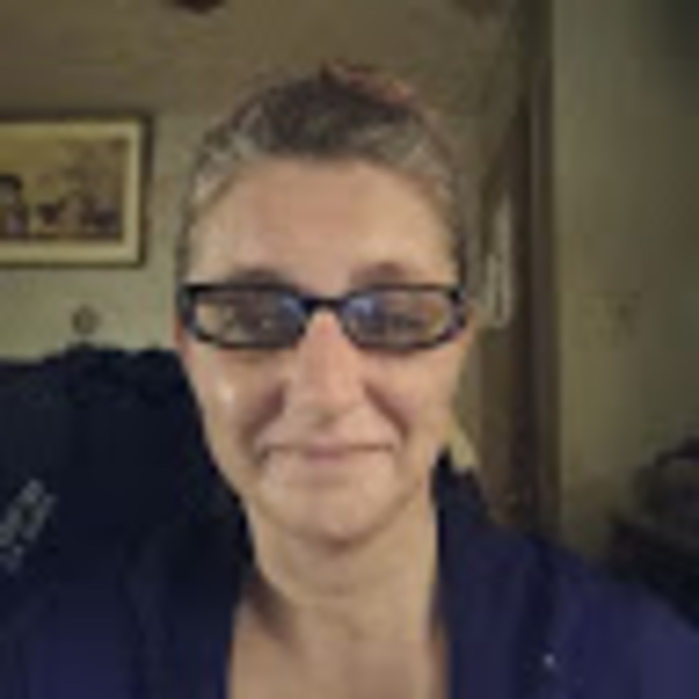 Meet your Posher, Christine